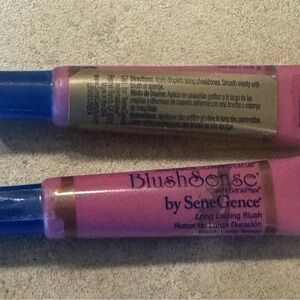 - - Pink Berry Blushsense